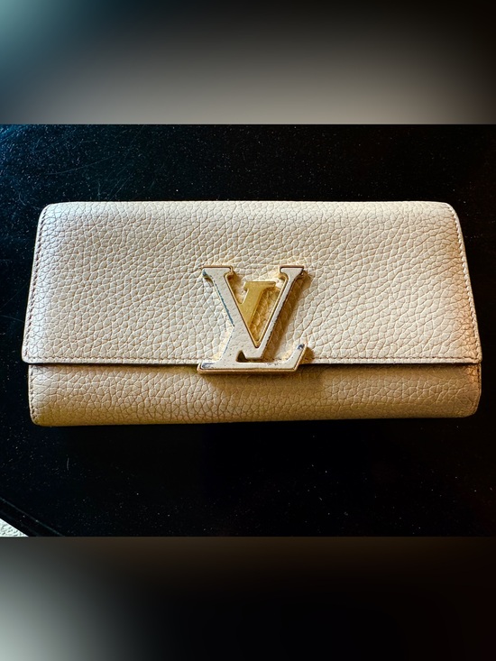 Louis Vuitton Handbags - Louis Vuitton Taupe Gray Pebbled Leather Wallet with Gold LV Emblem